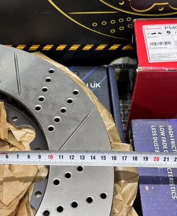 Тормозные диски Brembo 330*30мм суппорт F50