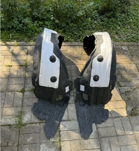 Подкрылки передние Lexus is200t is300 16-20г